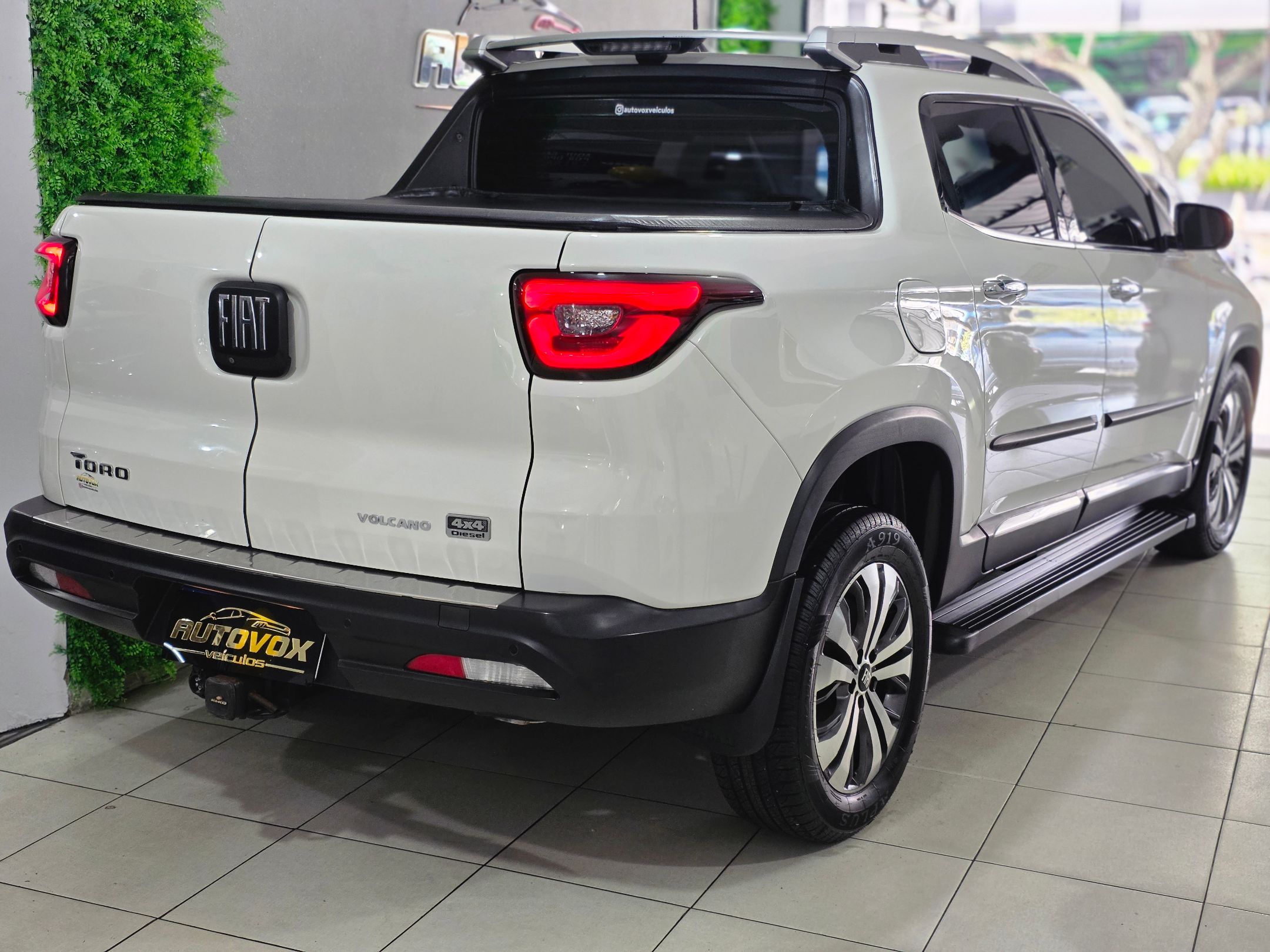 FIAT TORO 8