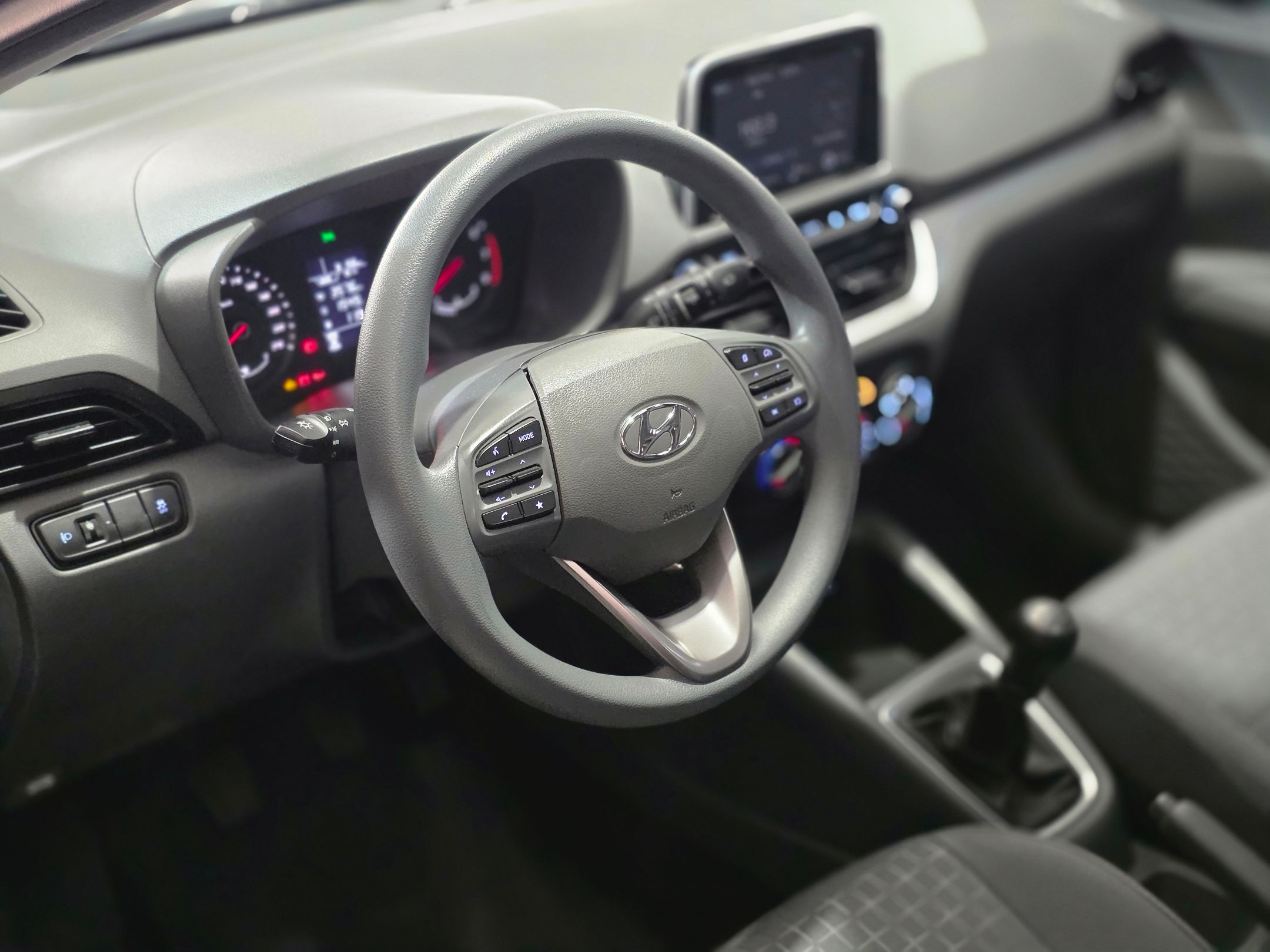 HYUNDAI HB20S 9