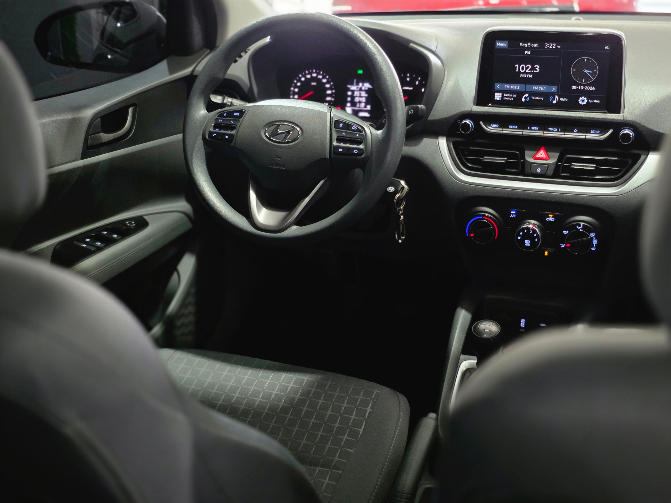 HYUNDAI HB20S 10