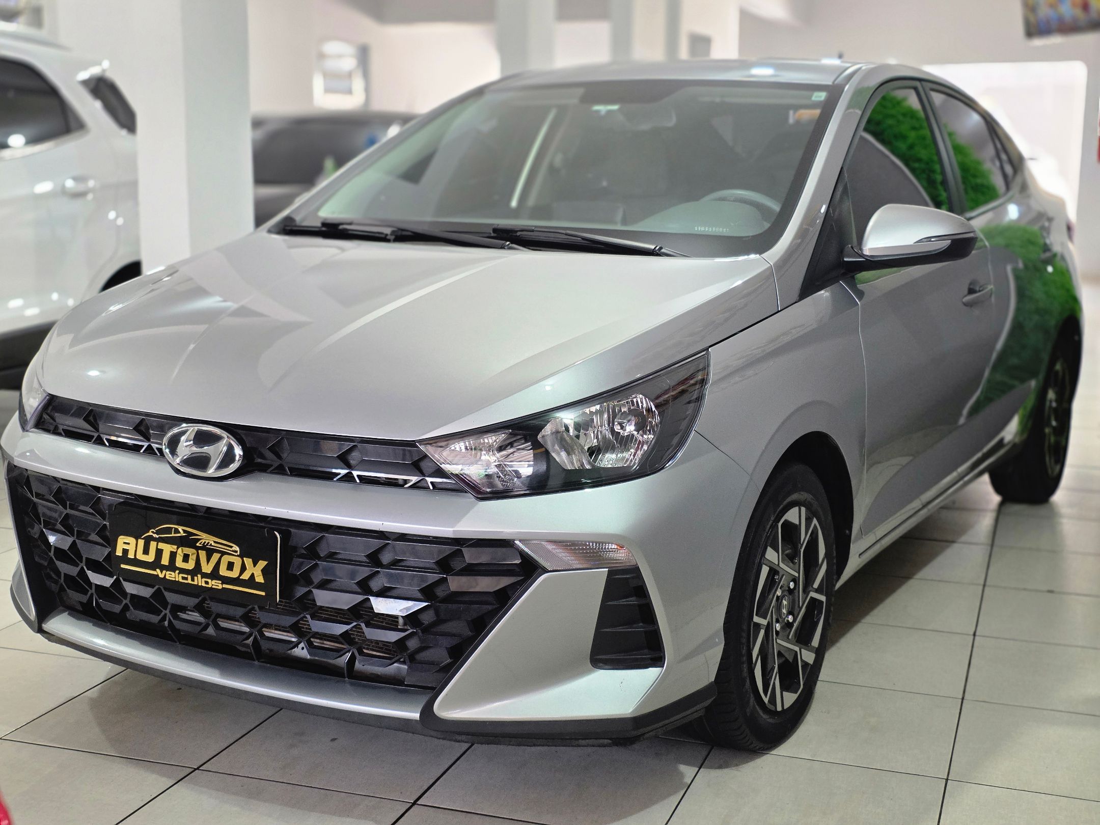 HYUNDAI HB20S 4