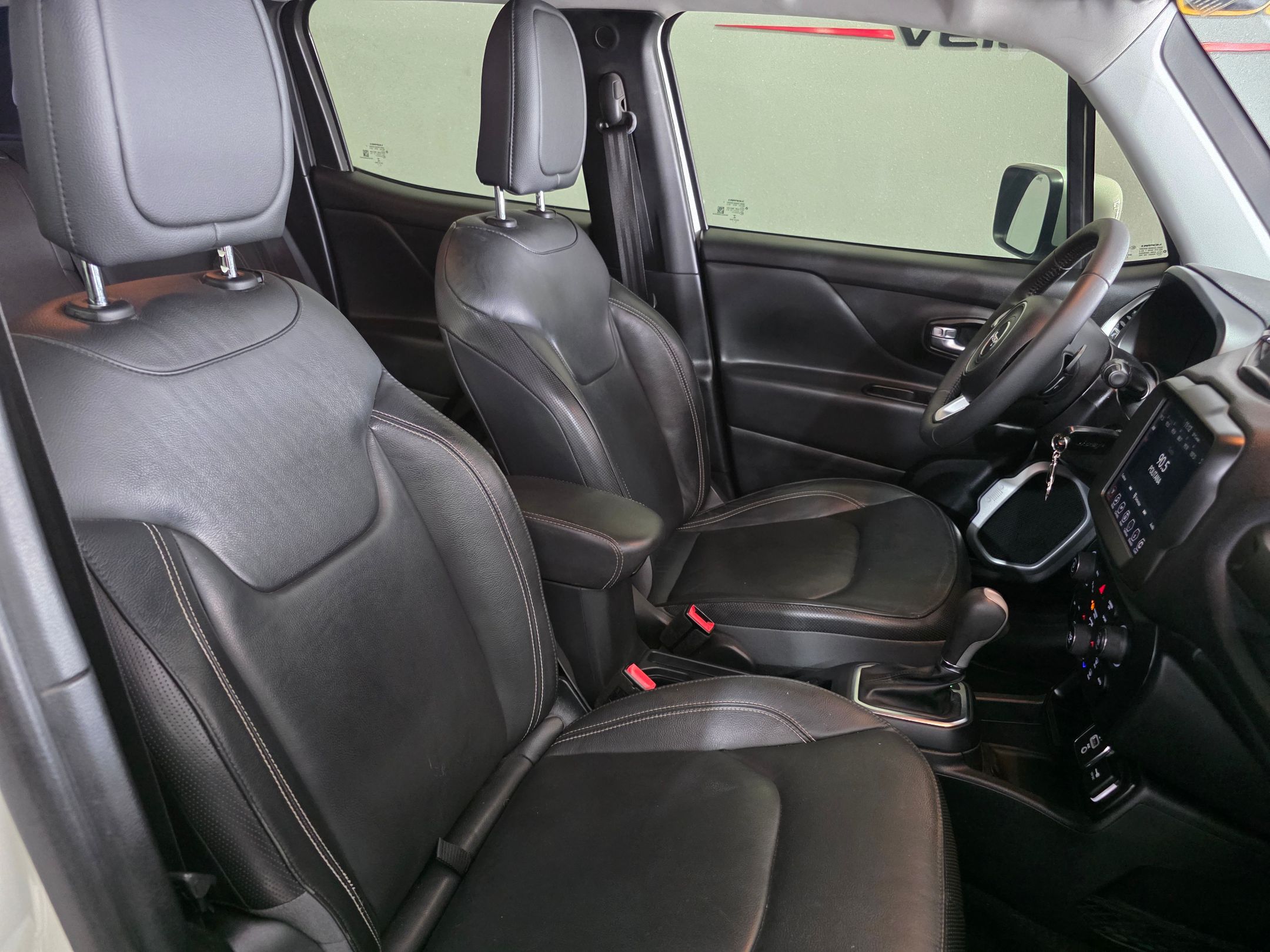 JEEP RENEGADE 12