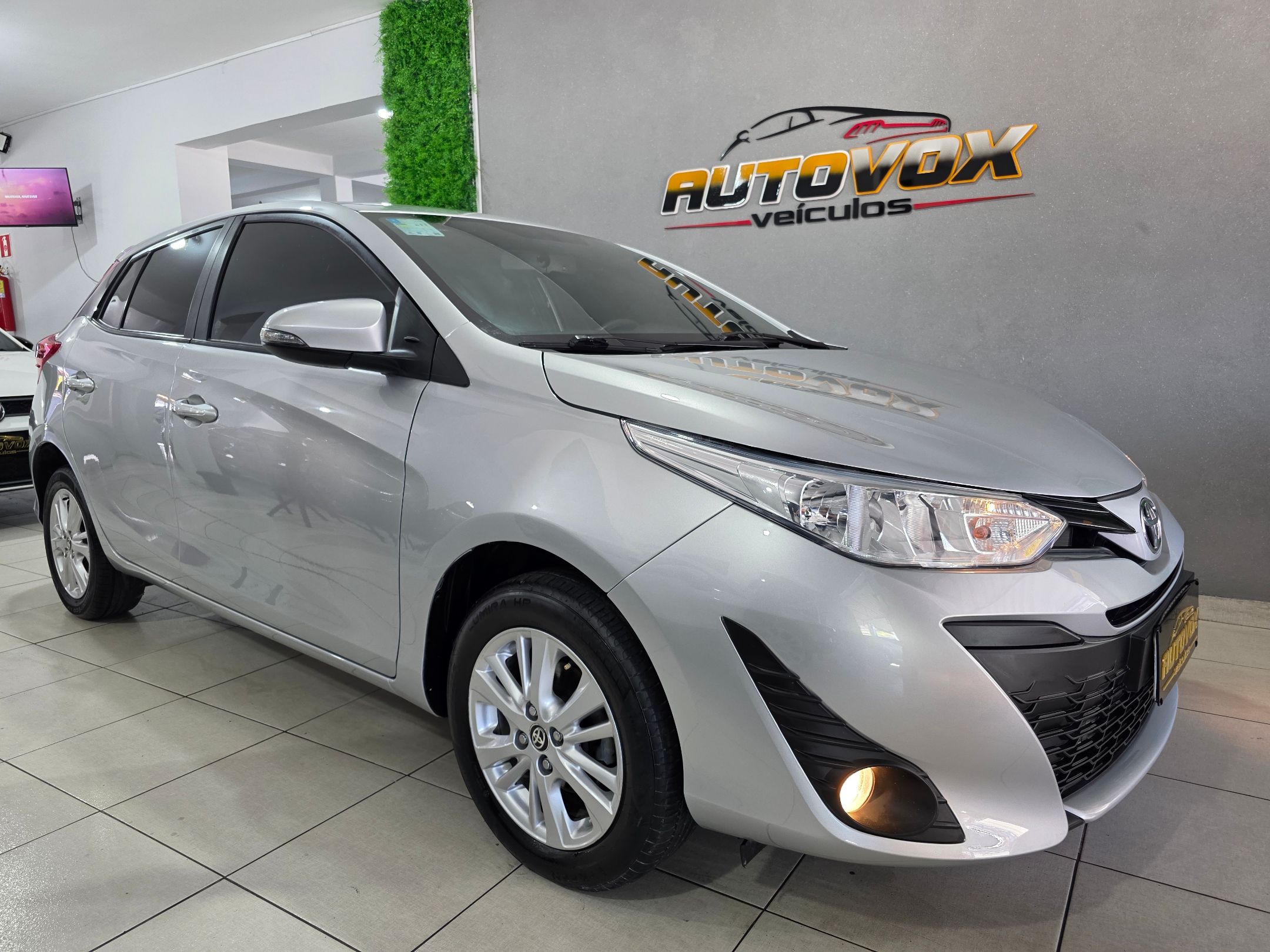 TOYOTA YARIS HATCH 2019