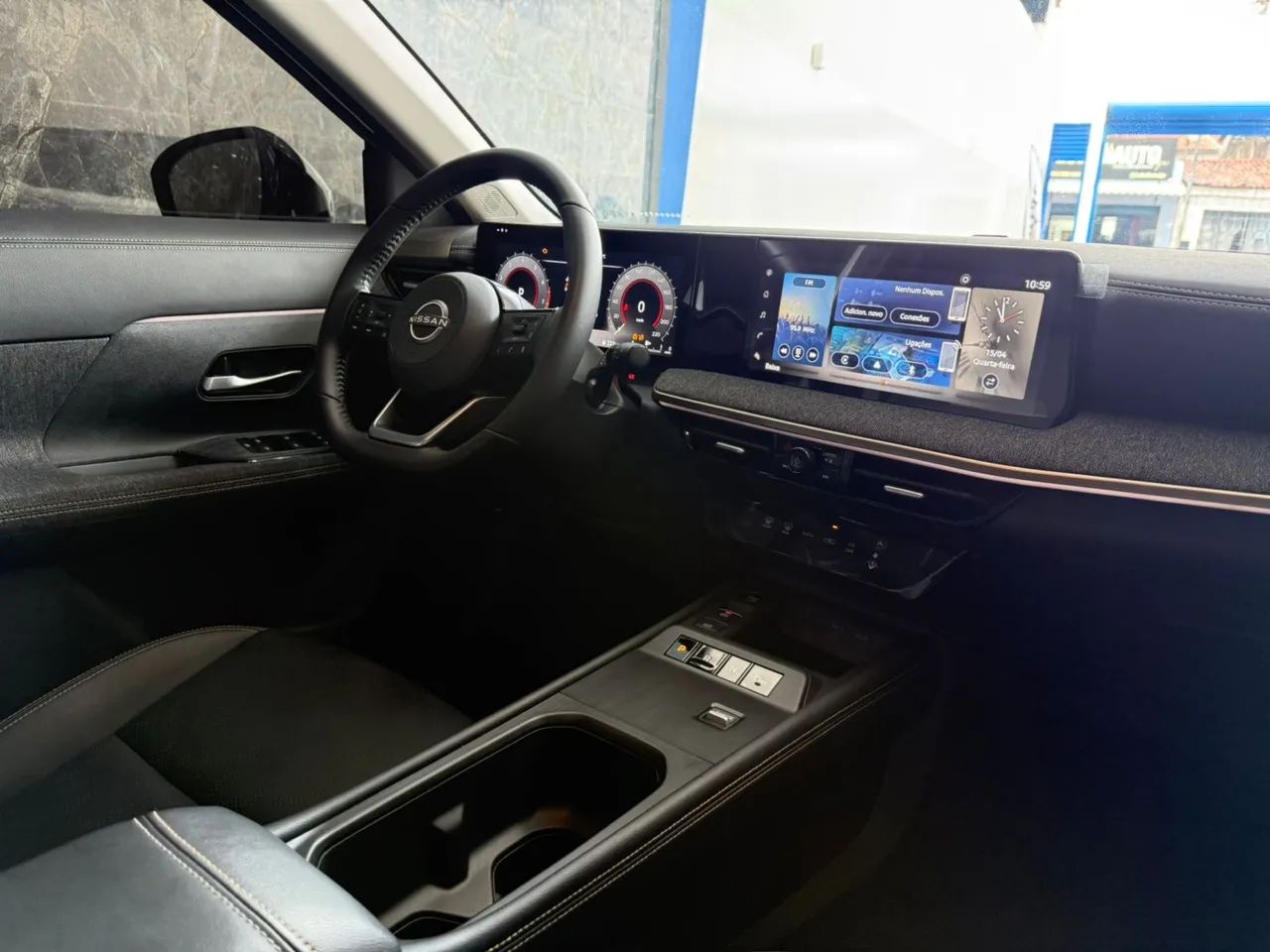 Nissan KICKS 9