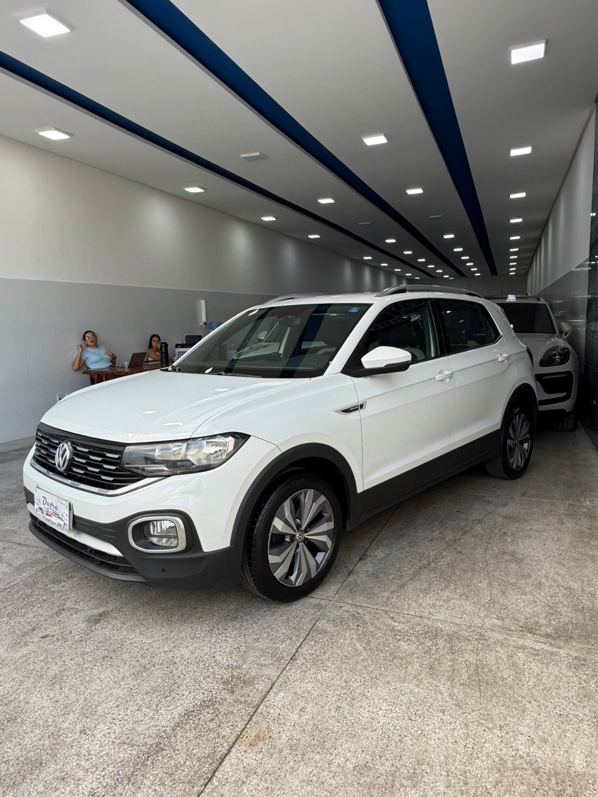 VW - VolksWagen T-Cross 4