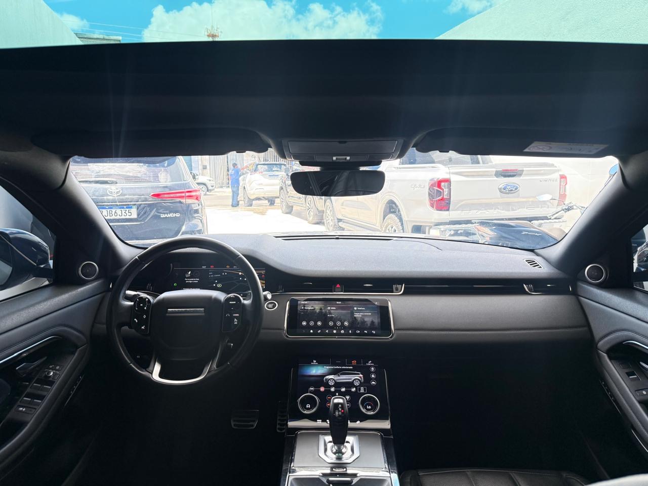LAND ROVER LR 6