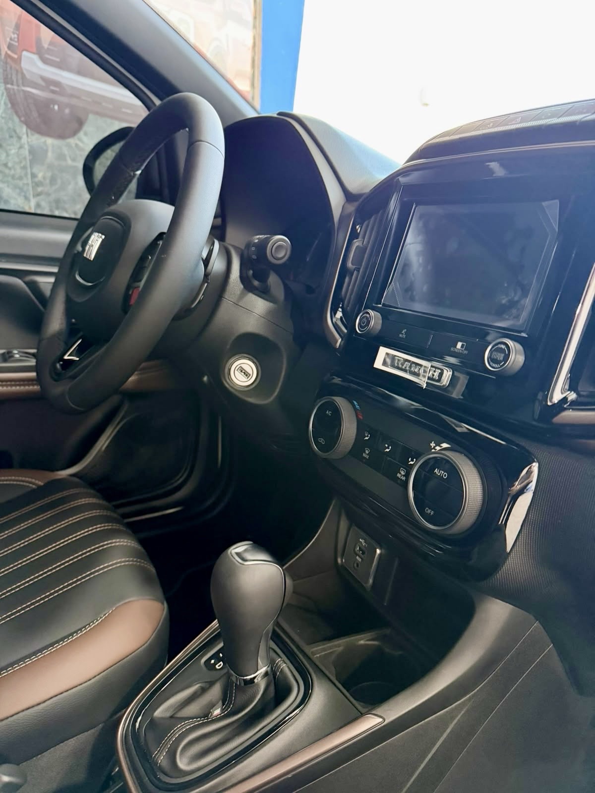FIAT FIAT/STRADA RANCH T200AT 8