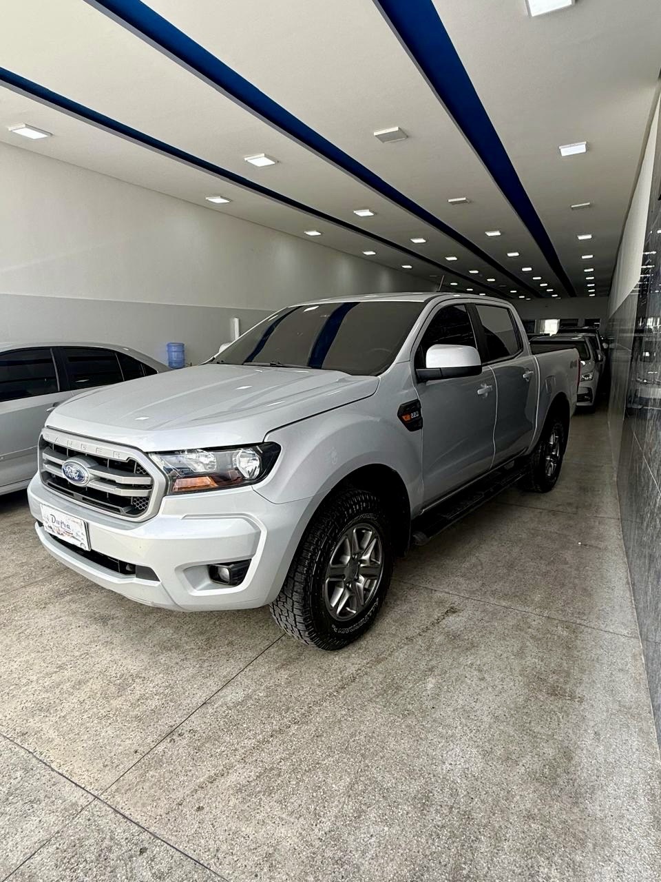 FORD FORD 8