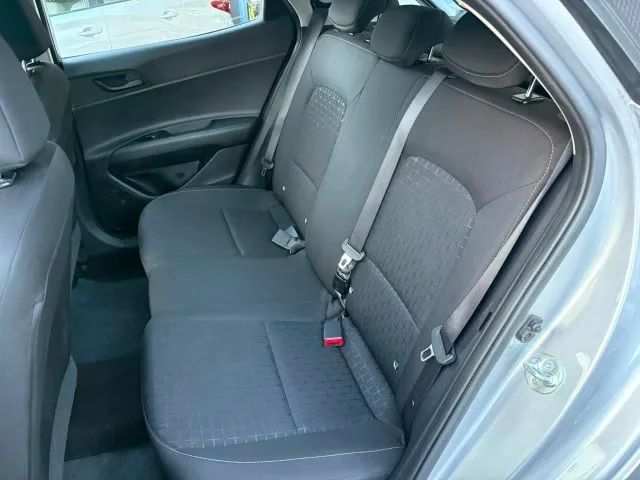 Hyundai HB20 12