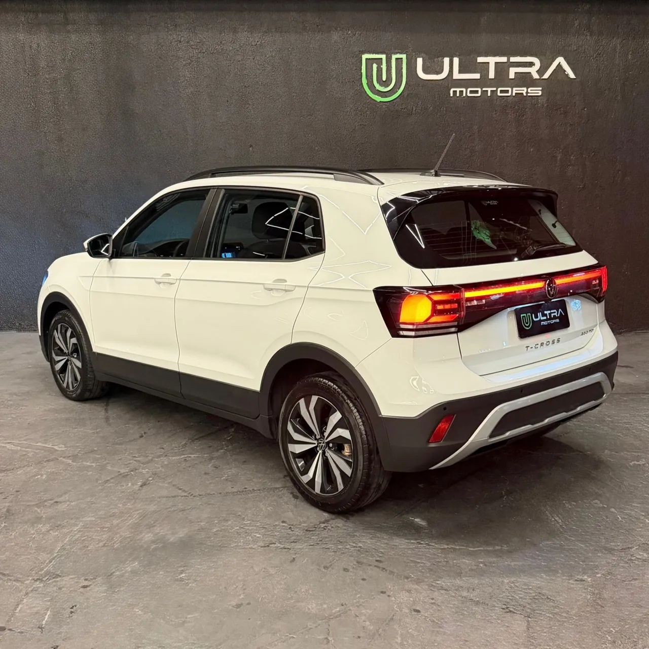 Volkswagen T-CROSS 4
