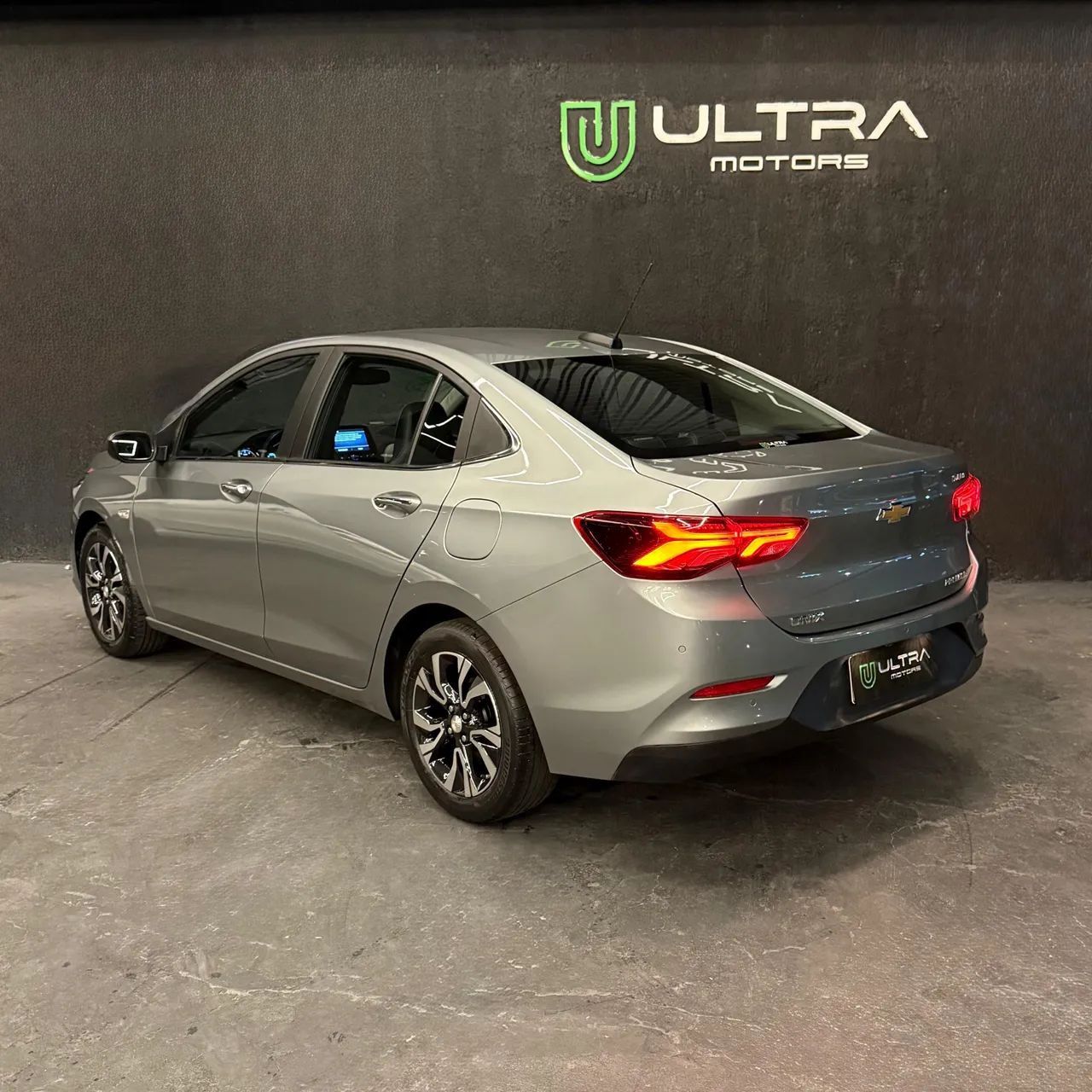 Chevrolet ONIX 6