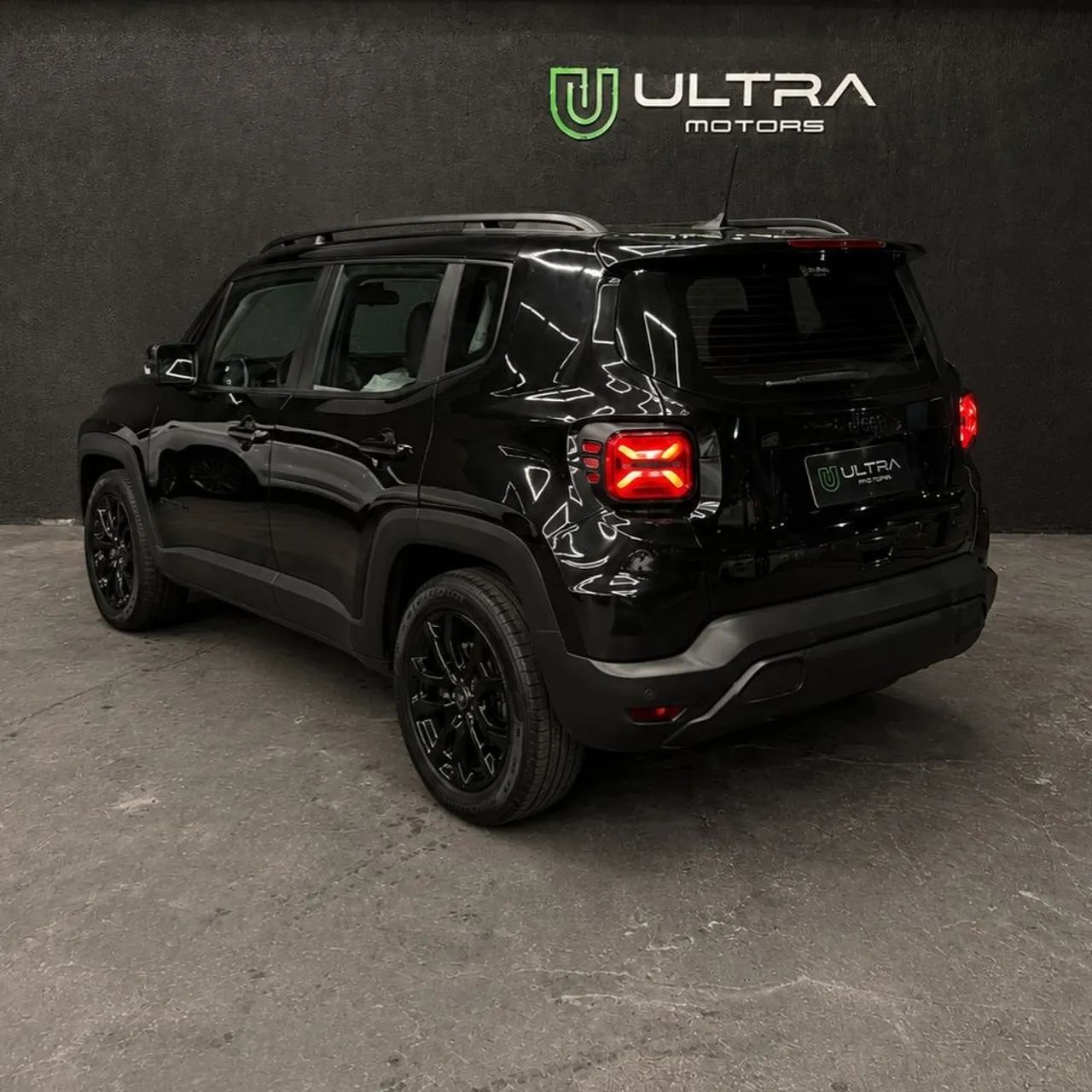 Jeep RENEGADE 4