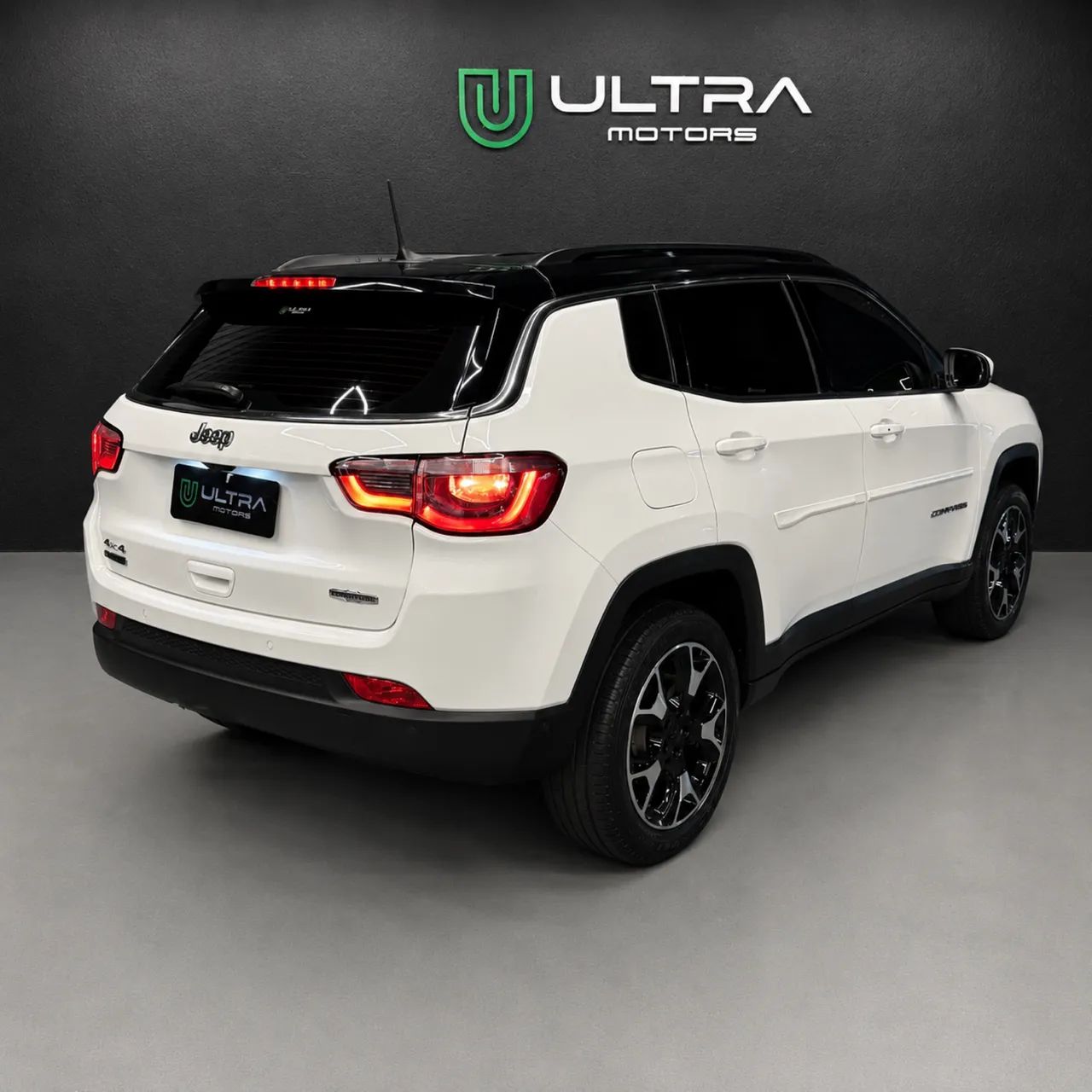 Jeep COMPASS 4