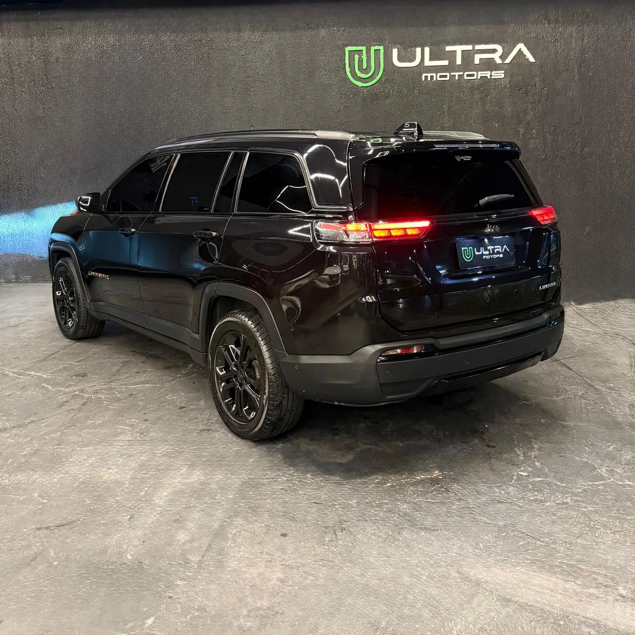 Jeep COMMANDER 4