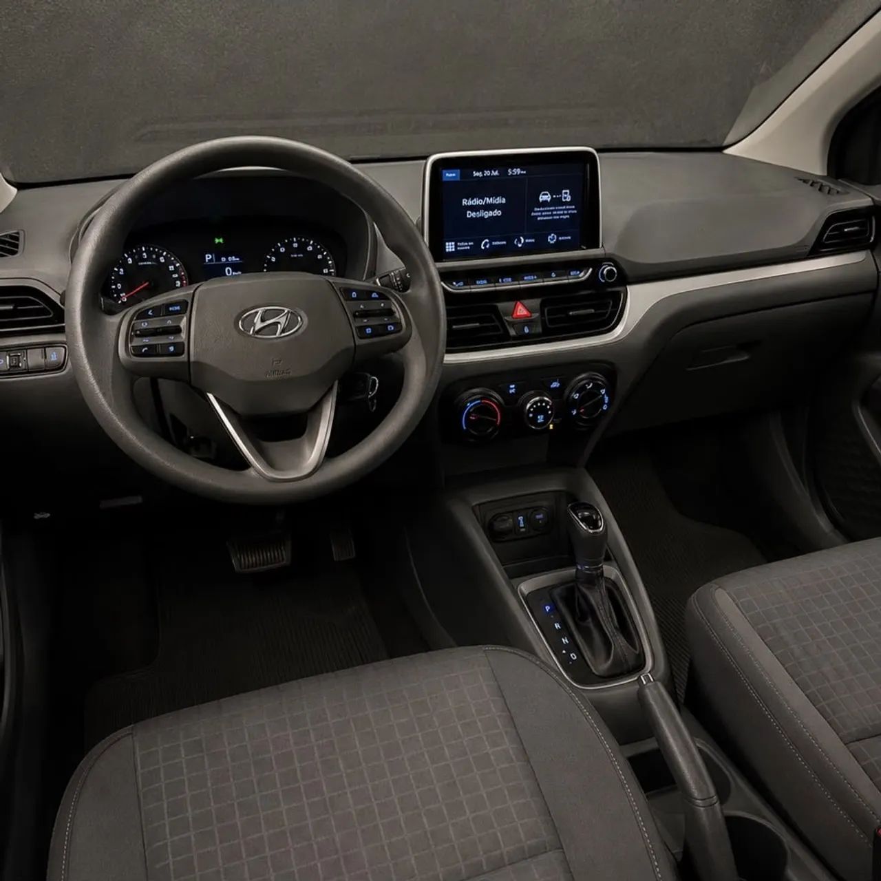 Hyundai HB20S 7