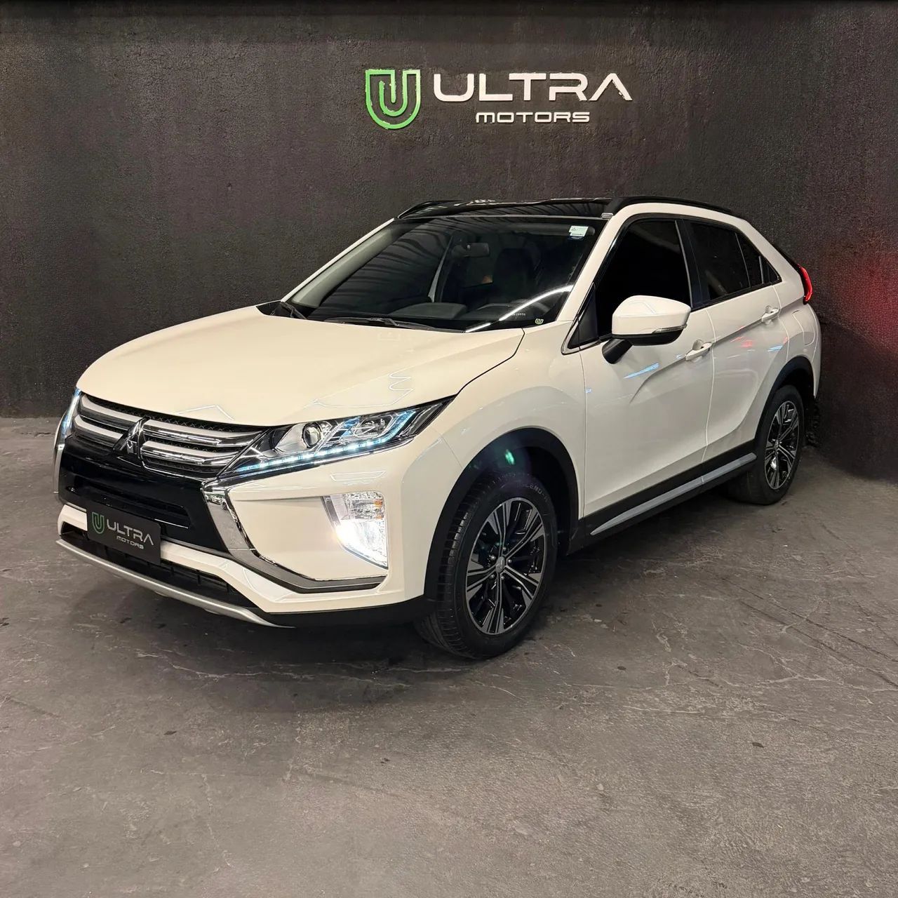 Mitsubishi ECLIPSE-CROSS 3