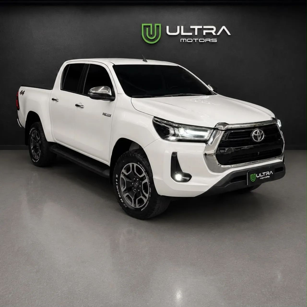 Toyota HILUX 2024