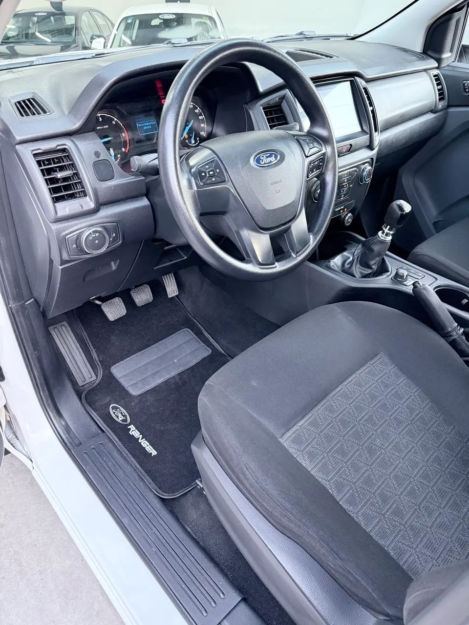 Ford RANGER 11