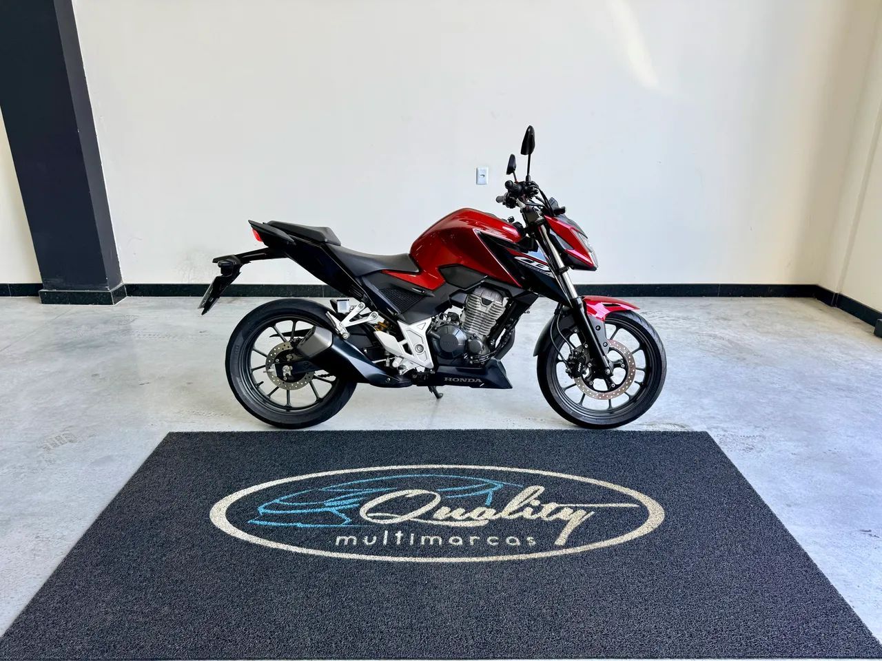 Honda CB 5