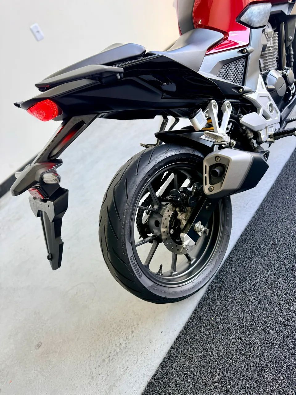 Honda CB 8