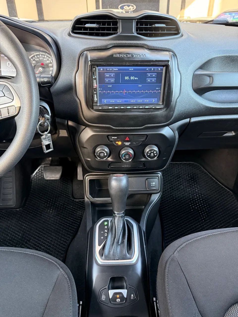 Jeep RENEGADE 14