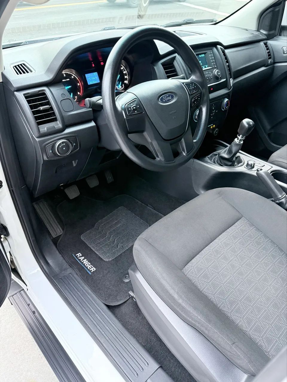 Ford RANGER 12