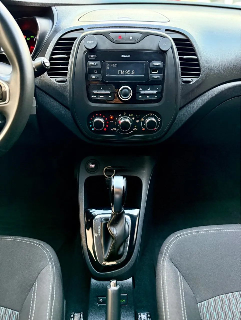 Renault CAPTUR 15