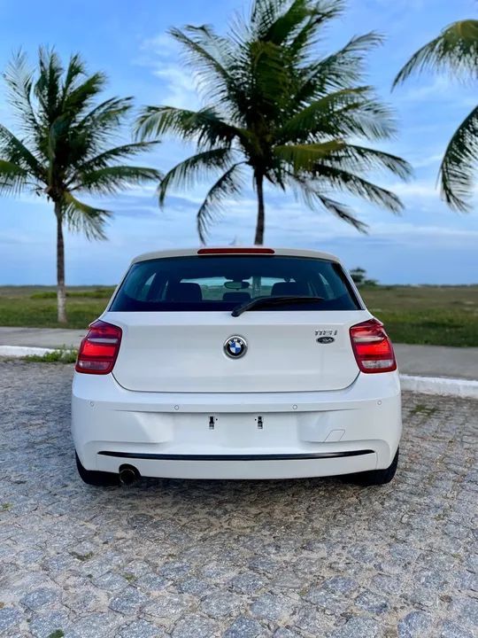 BMW 118IA 6