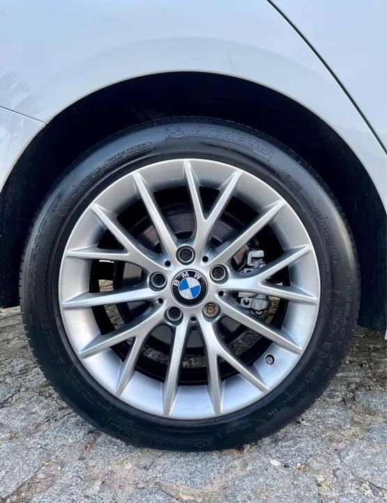 BMW 118IA 10