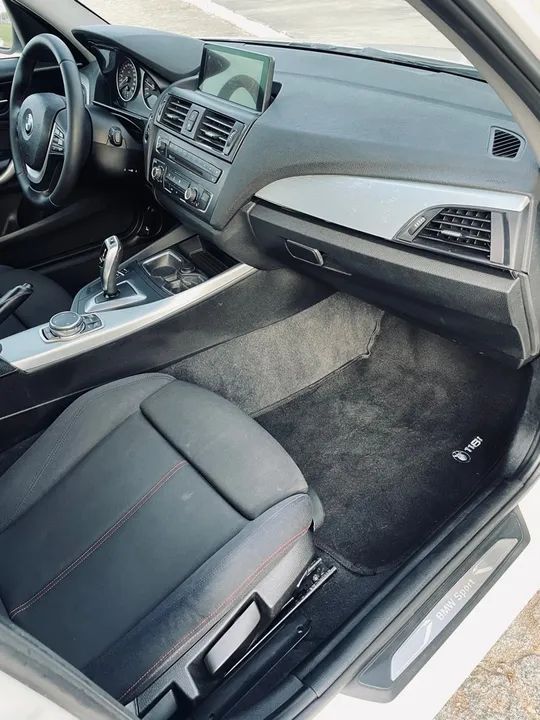 BMW 118IA 14