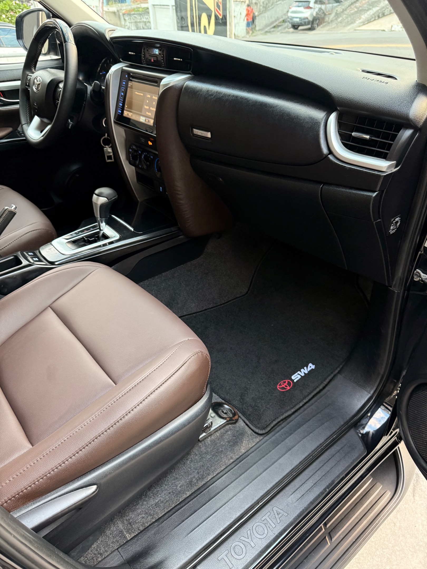 TOYOTA TOYOTA 15