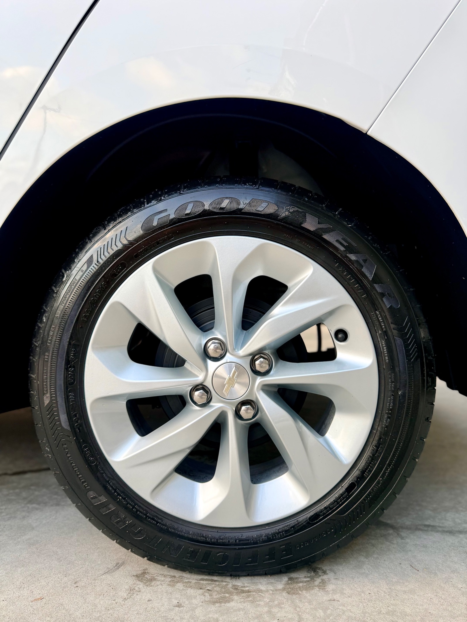 CHEVROLET ONIX 10