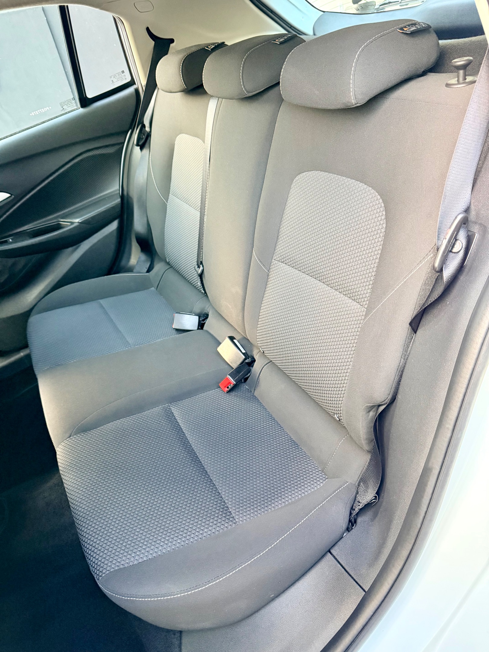 CHEVROLET ONIX 15