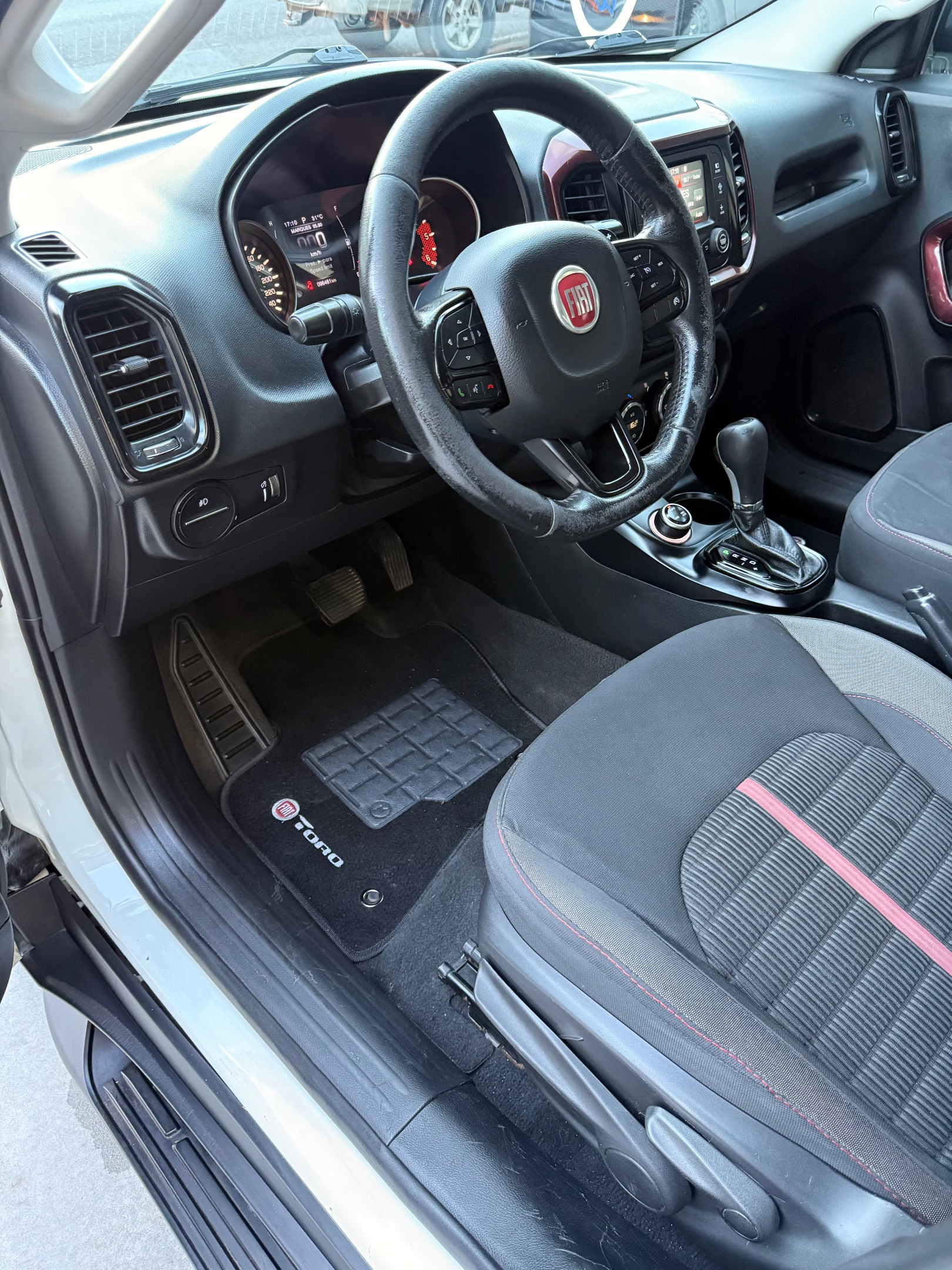 Fiat TORO 12