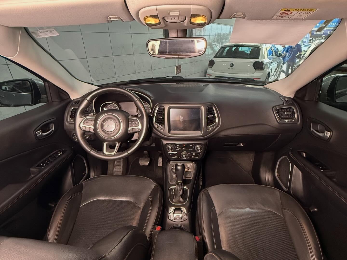 Jeep Compass 4