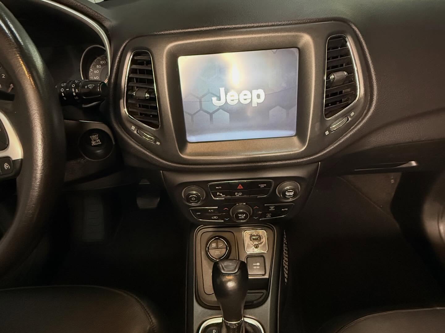 Jeep Compass 6