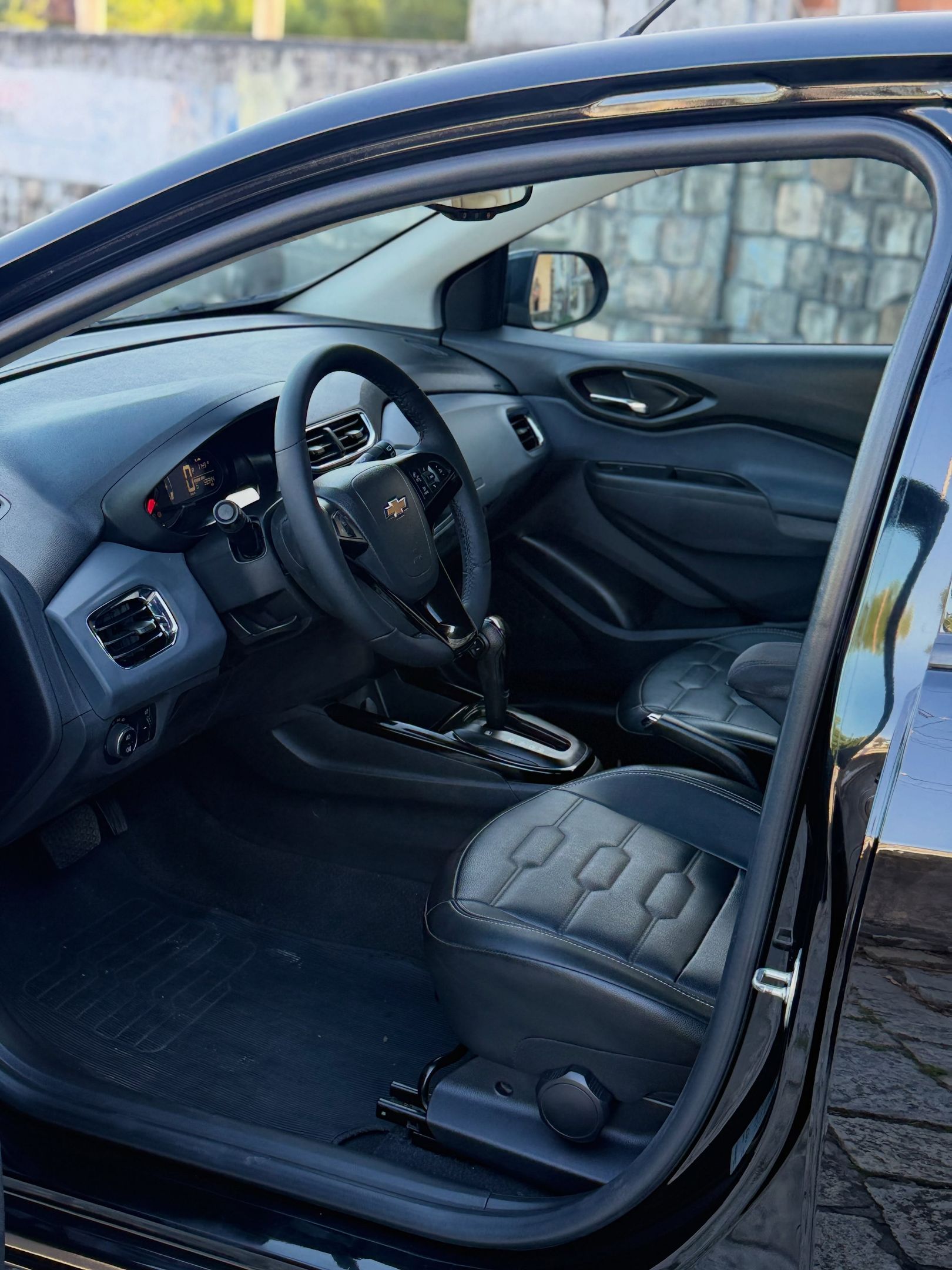 Chevrolet Onix 3