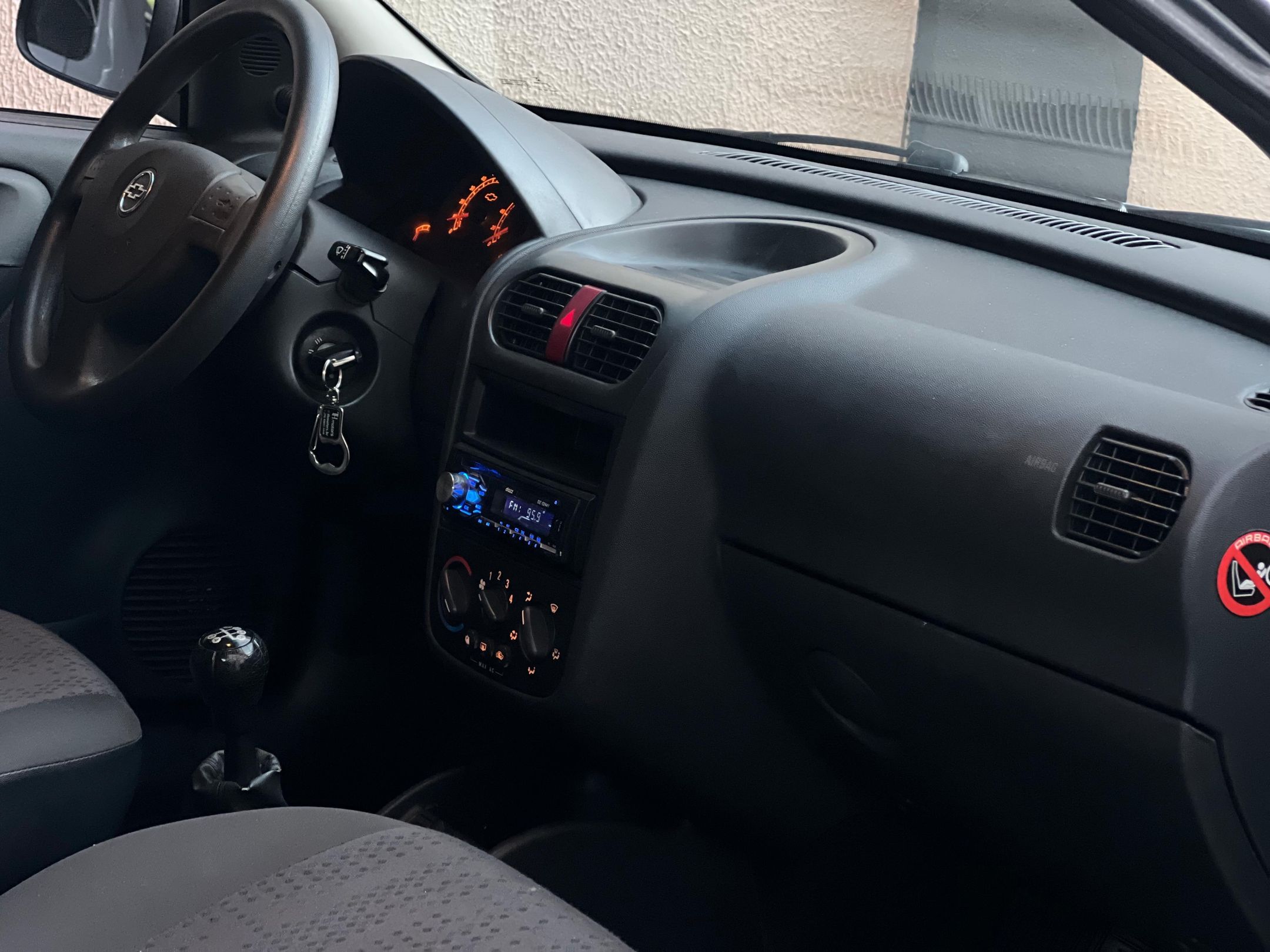 Chevrolet Corsa 6