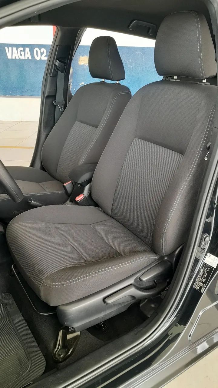 Toyota YARIS 10