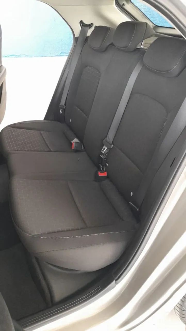 Hyundai HB20 6
