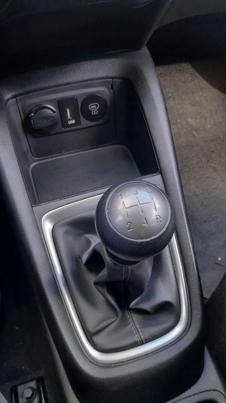 Hyundai HB20 9