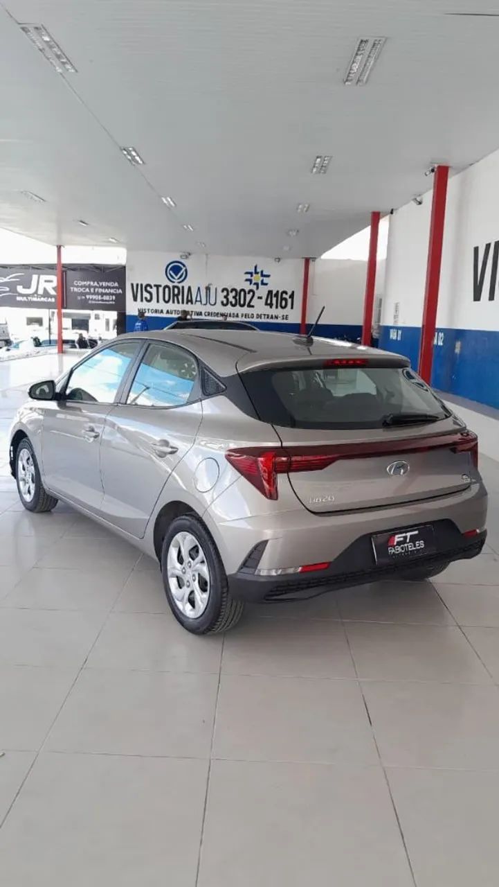 Hyundai HB20 11