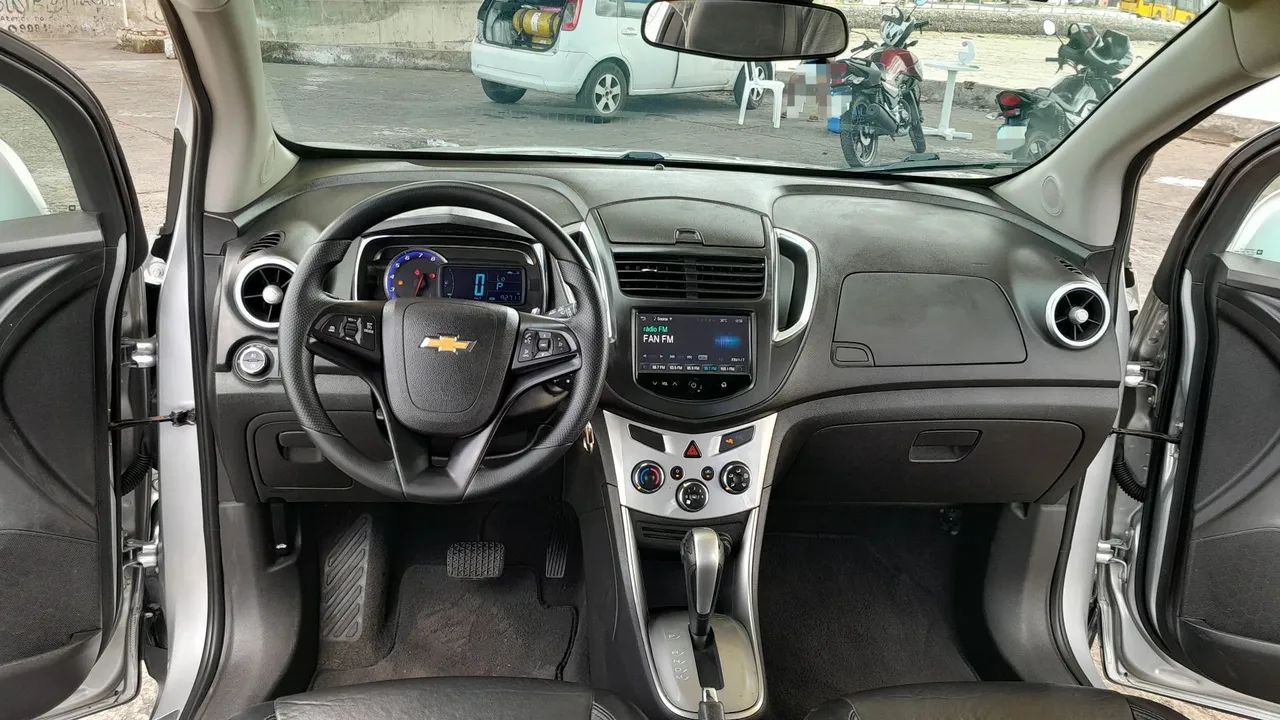 Chevrolet TRACKER 4