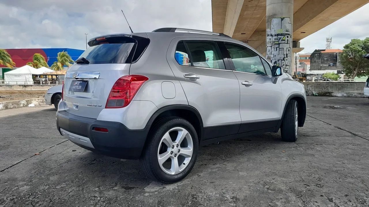Chevrolet TRACKER 9