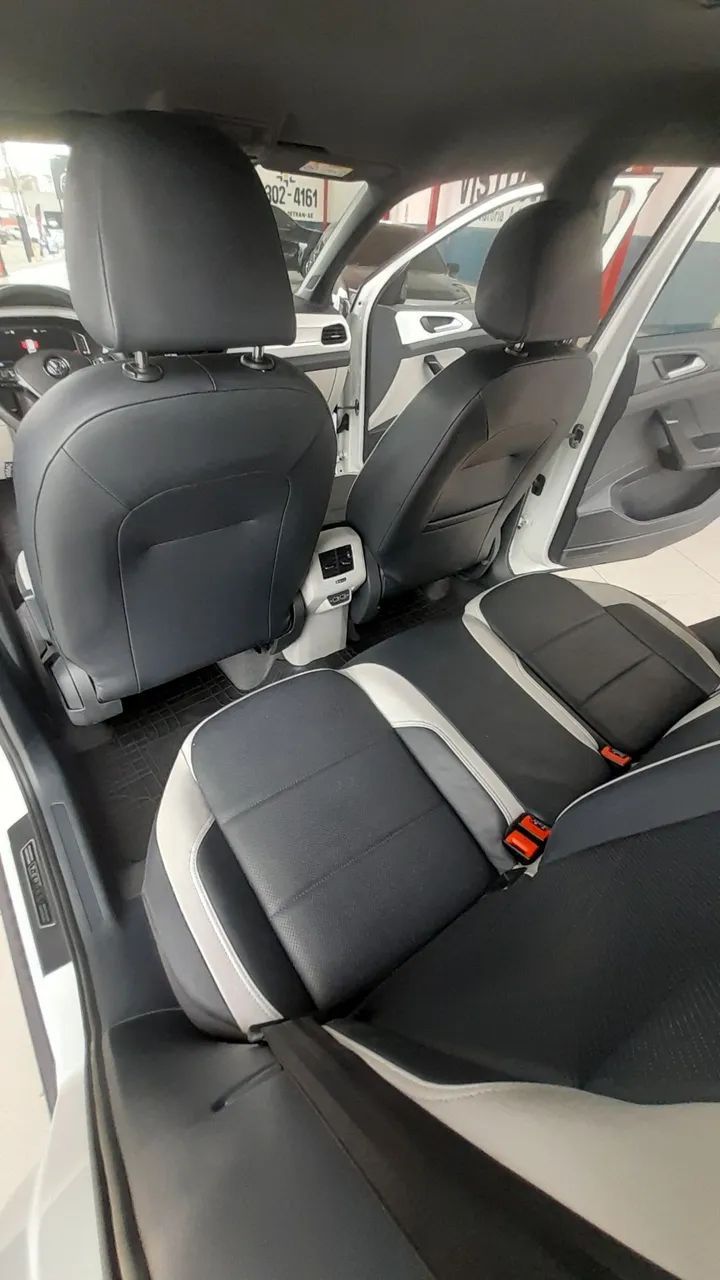 Volkswagen T-CROSS 6