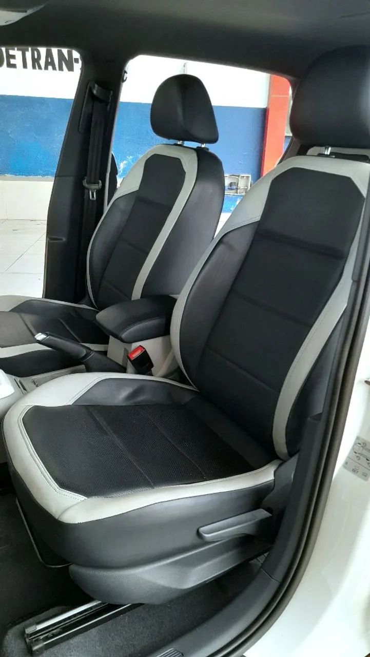 Volkswagen T-CROSS 7