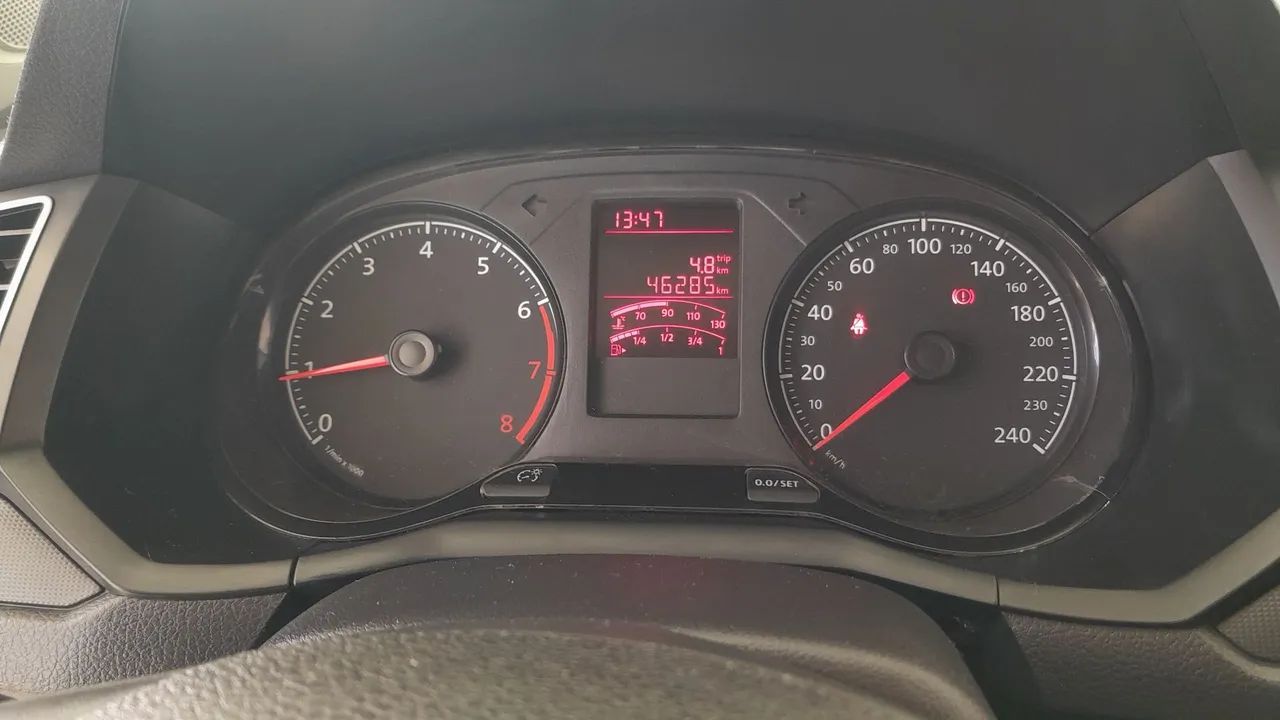 Volkswagen SAVEIRO 10