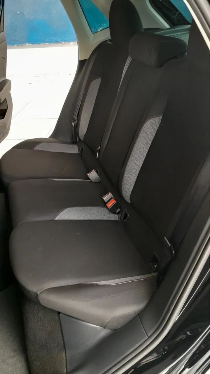 Volkswagen POLO 10