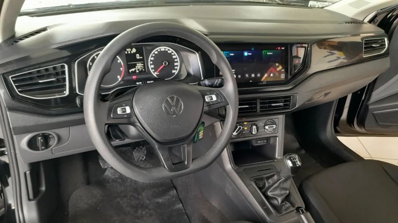 Volkswagen POLO 11