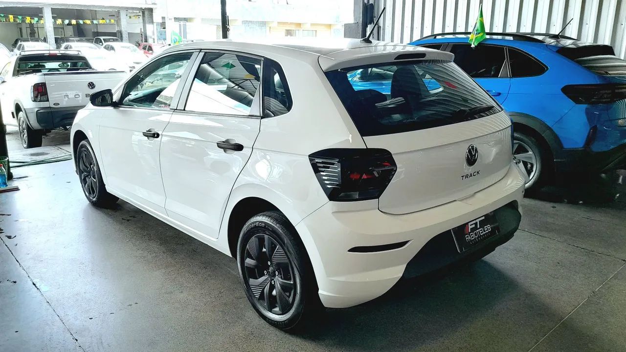 Volkswagen POLO 11