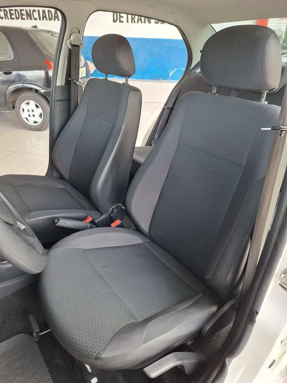 Volkswagen VOYAGE 10